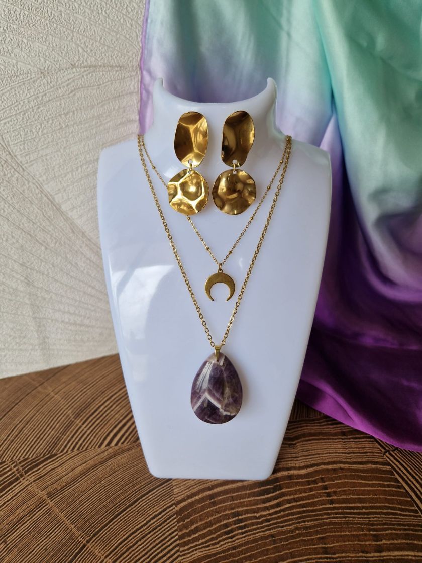 collier en acier inoxydable et pierre naturelle d'améthyste