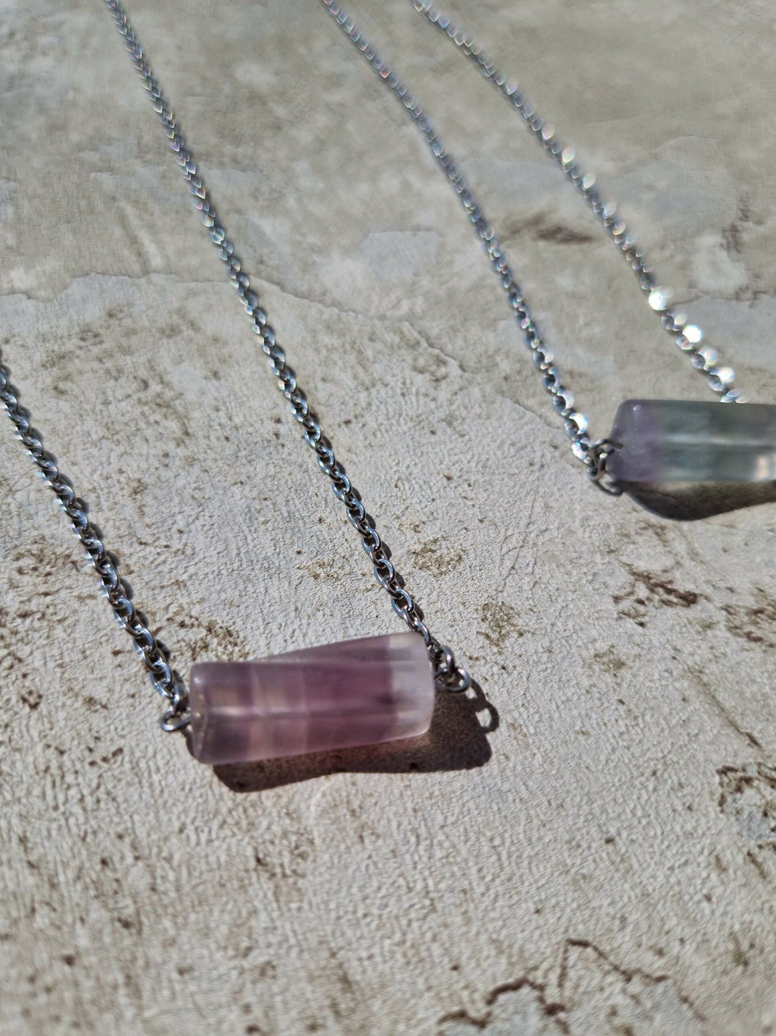 collier ras du coup fait main en acier inoxydable or ou argent et pierre naturelle de fluorite