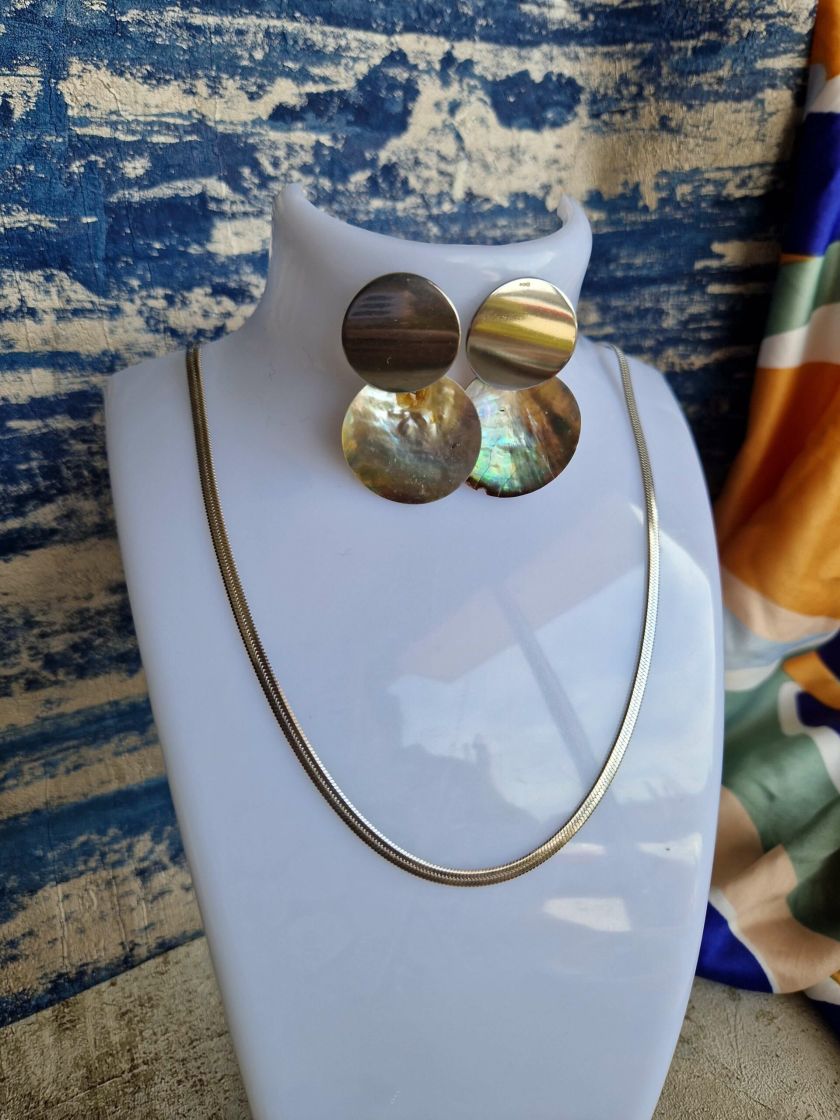 Océane les boucles d'oreilles en acier inoxydable et coquillage parfait pour l'été