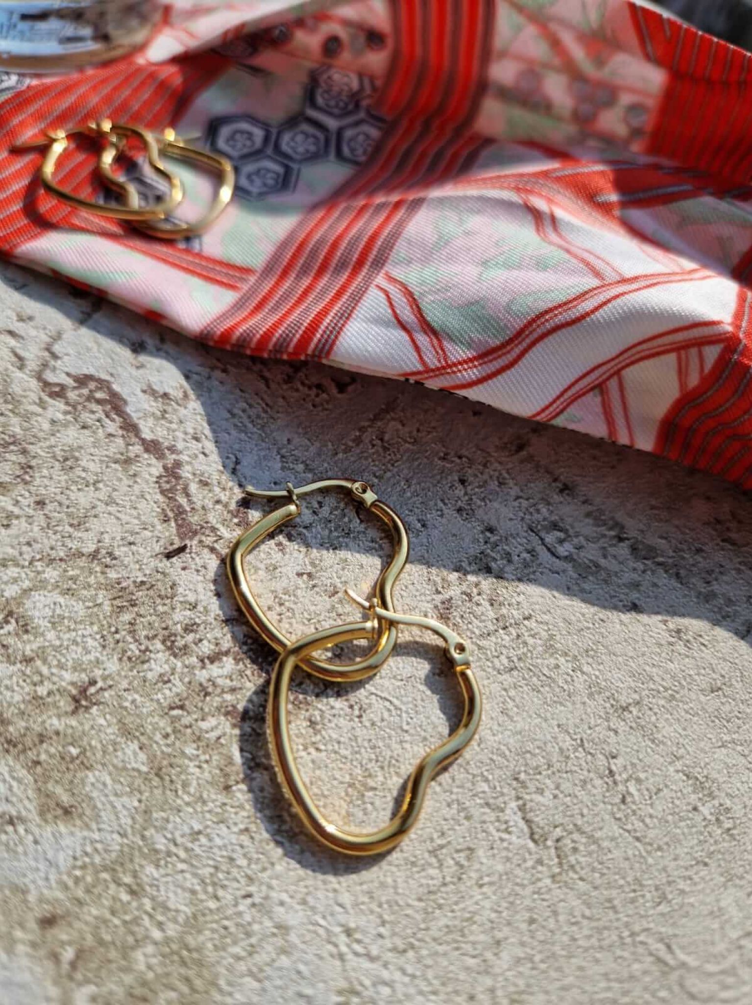 Boucles d'oreilles cœur en acier inoxydable couleur or ou argent