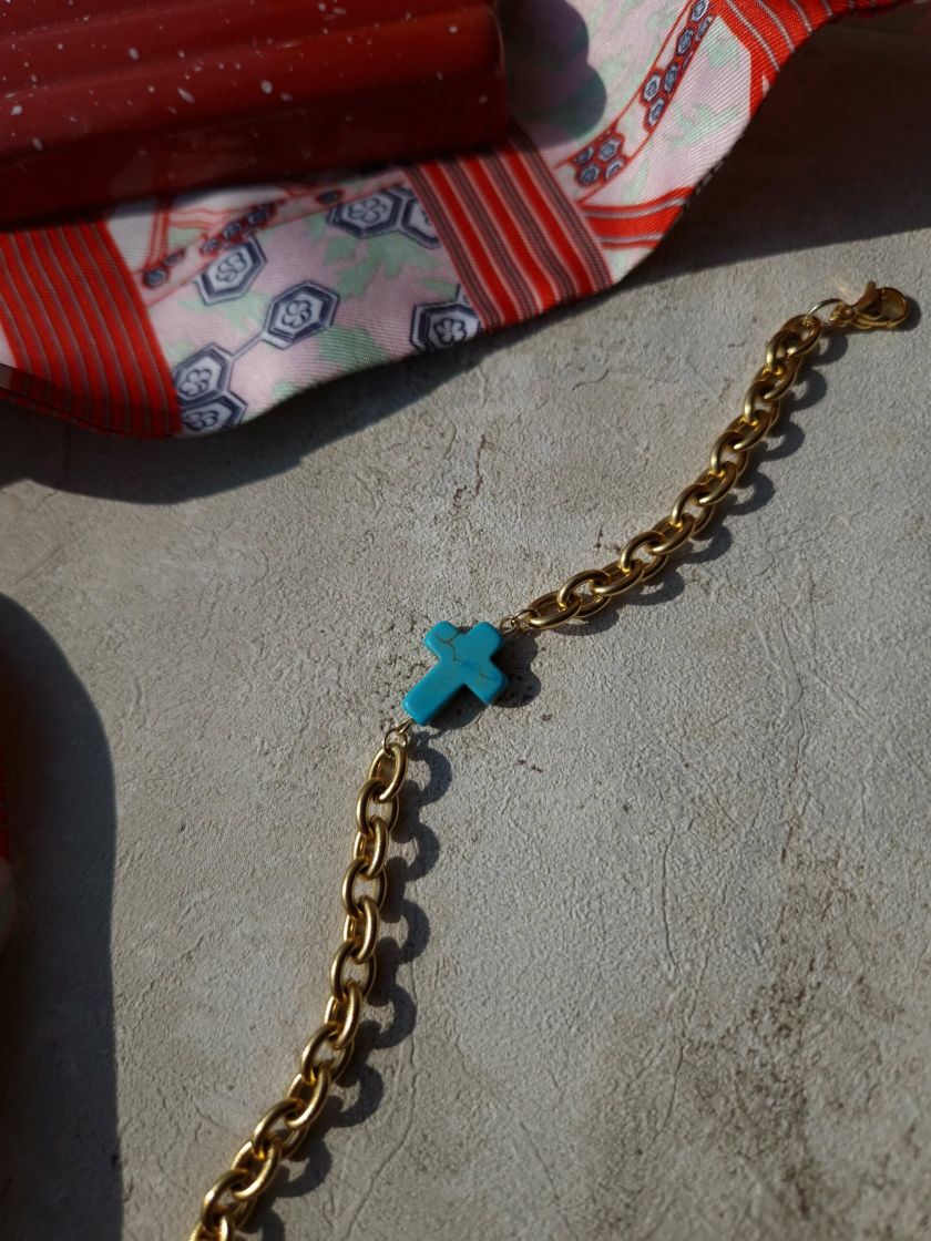 Bracelet en acier inoxydable couleur or ou argent et pierres naturelles