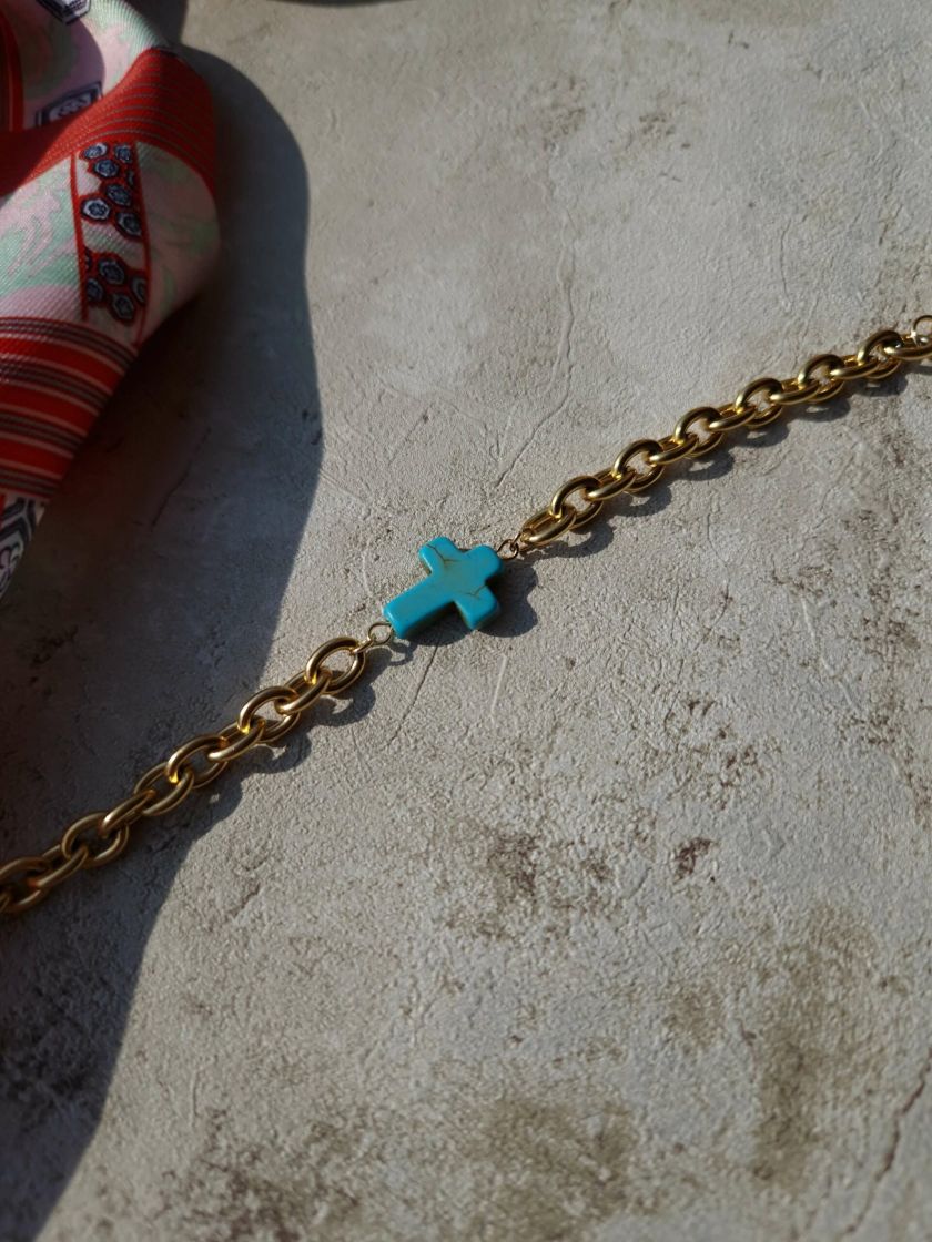 Bracelet en acier inoxydable couleur or ou argent et pierres naturelles