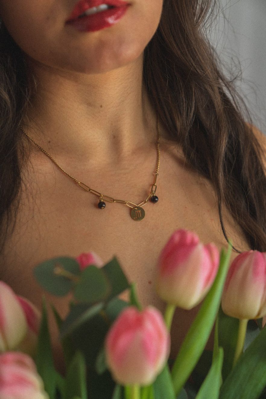 Bijou astrologique en acier inoxydable et pierres naturelles