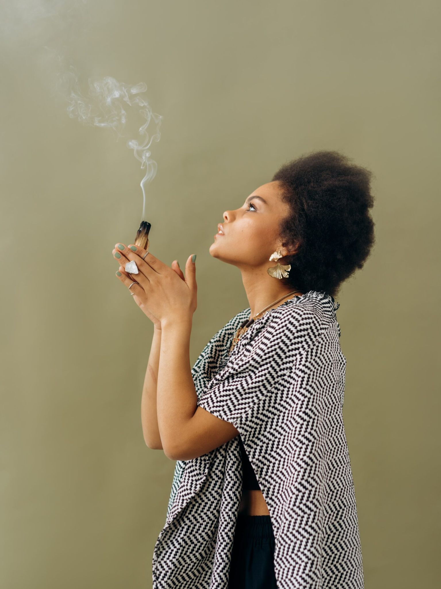 Palo santo pour rituel de fumigation, purification bijoux
